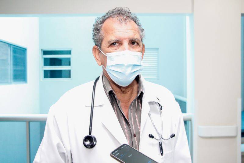  MÃ©dico que atua no combate a pandemia estÃ¡ hÃ¡ 10 dias na UTI