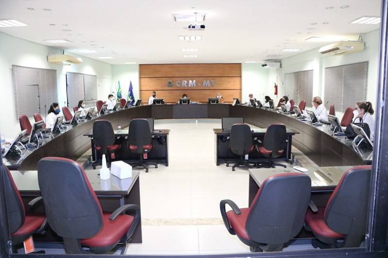  CRM-MT retoma sessÃµes plenÃ¡rias apÃ³s investimento na informatizaÃ§Ã£o