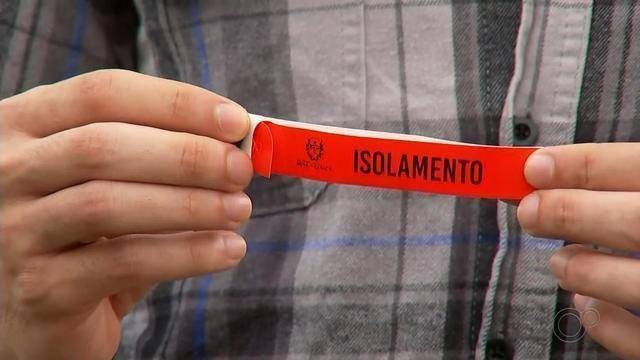 Decreto de pulseira vermelha para covid Ã© inconstitucional, defendem advogados