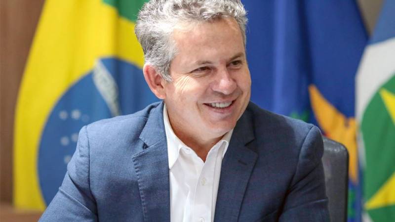 MT vacinarÃ¡ todos acima de 30 anos se Sputnik V for aprovada pela Anvisa, diz governador