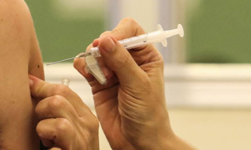 ApÃ³s exigir vacina para professores, sindicato quer vacinaÃ§Ã£o de alunos para voltar ao trabalho