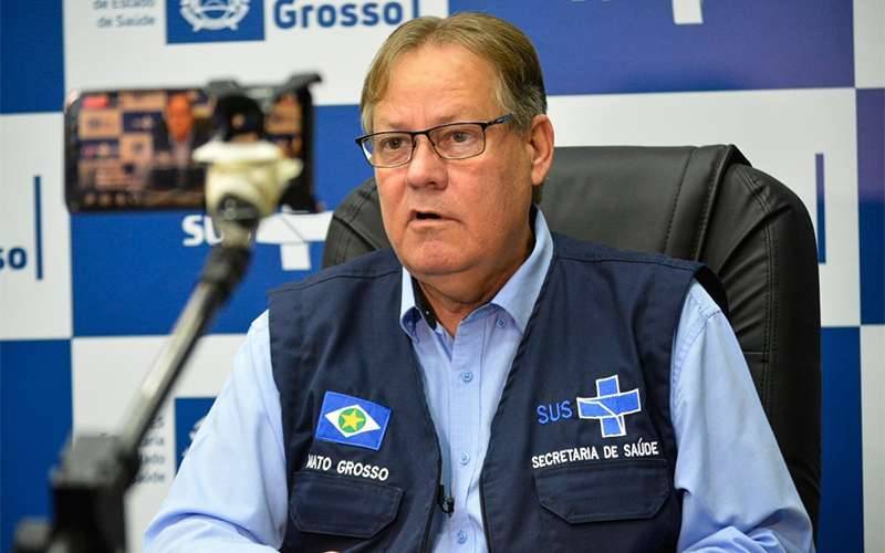 Com aumento de casos e vacinaÃ§Ã£o lenta, MT estuda retomar 