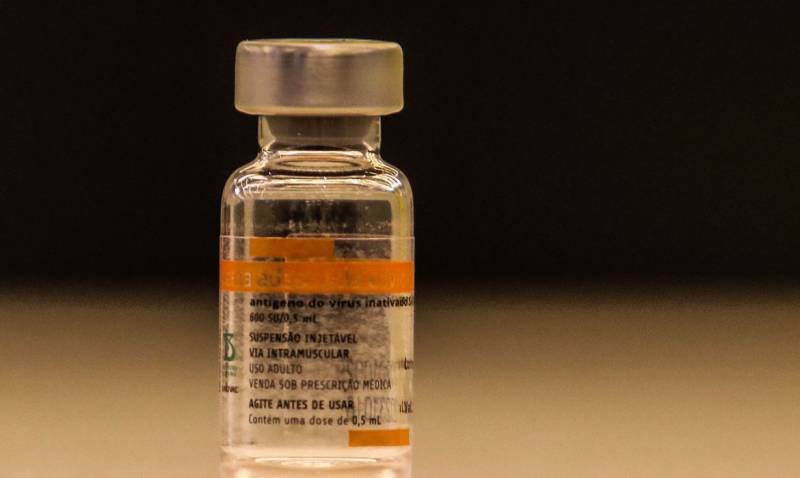 70 mil doses de vacina CoronaVac nÃ£o foram aplicadas, diz LÃºdio