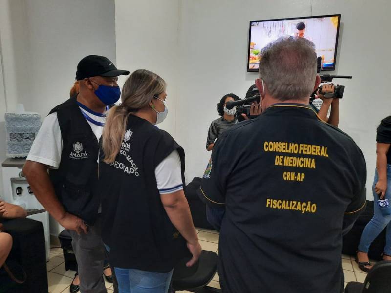 CRM-AP, com apoio da PolÃ­cia Civil, Procon e VigilÃ¢ncia SanitÃ¡ria, fiscaliza exercÃ­cio ilegal da med