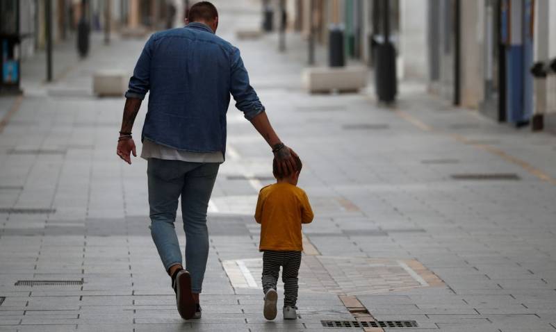 Homens recorrem ao congelamento de sÃªmen para adiar paternidade