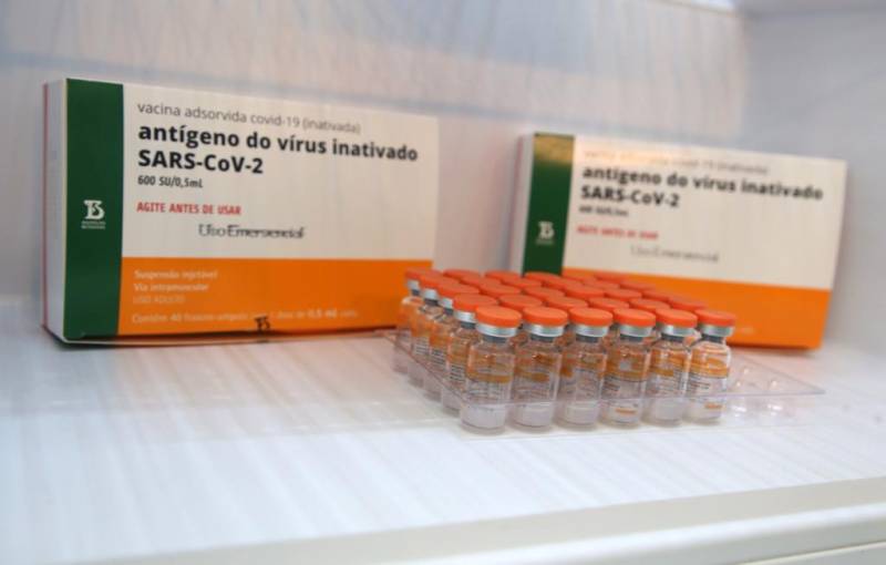 Anvisa determina recolhimento de lotes da CoronaVac