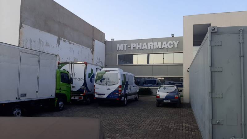 RemÃ©dios e insumos para covid-19 foram comprados com 300% de superfaturamento