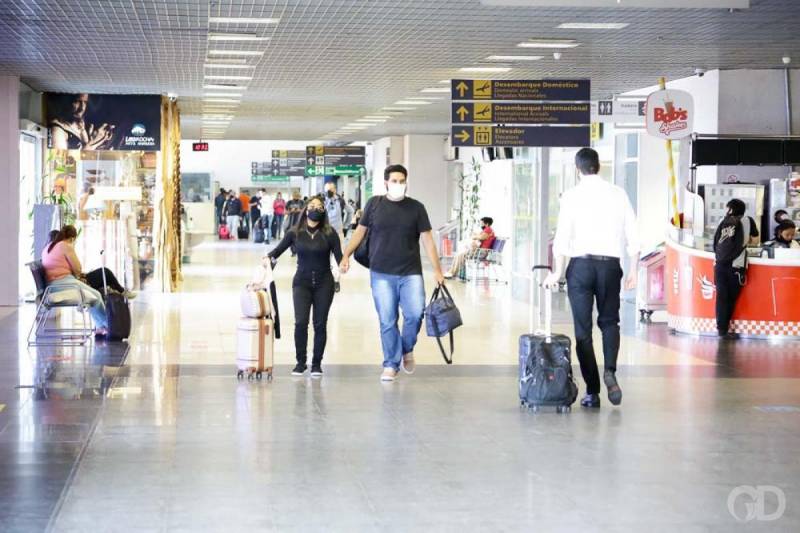  Passageira que veio da Ãfrica do Sul Ã© monitorada e segue em quarentena em VG