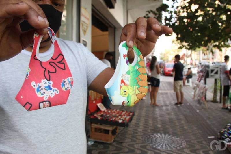 VG e mais 10 municÃ­pios retiram obrigatoriedade de mÃ¡scara