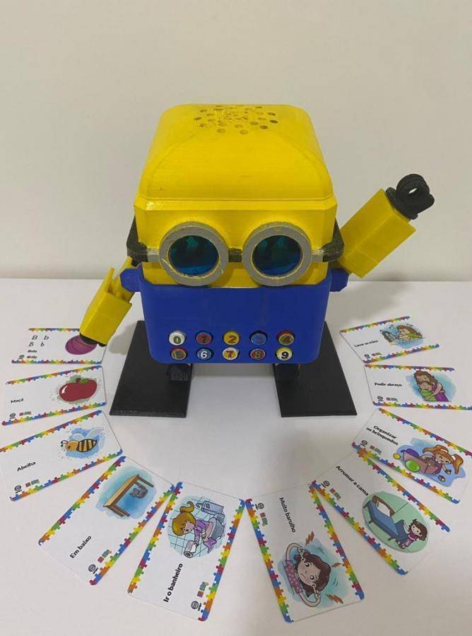 Pesquisadoras de MT desenvolvem robÃ´ para auxiliar no tratamento de crianÃ§as com Transtorno do Espec