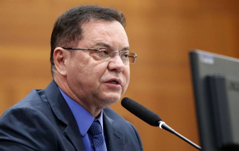 Secretaria de SaÃºde terÃ¡ assessor polÃ­tico para atender deputados