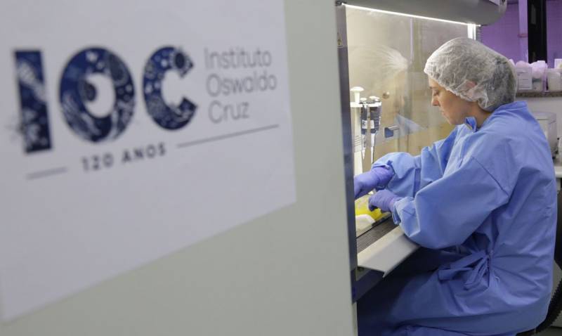 NÃºmero de casos suspeitos de coronavÃ­rus no Brasil continua em trÃªs